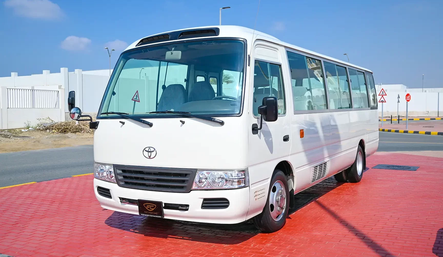 Coaster staff transport bus for rental in sharjah to all over uae